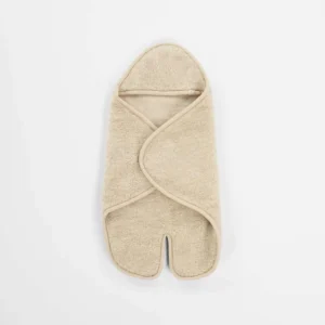 KICO label wikkeldeken met voetjes beige